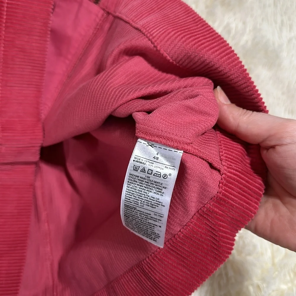 NWT GAP Full Zip-front corduroy  miniskirt coral size 4